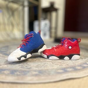 Air Jordan Jumpman Team 2 'University Red' Kids 1.5